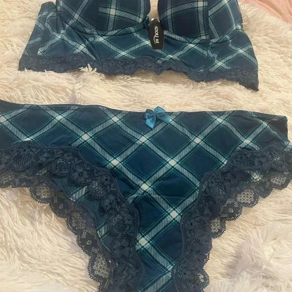 Adore me meissa push up Hamilton place set - Picture 5 of 13